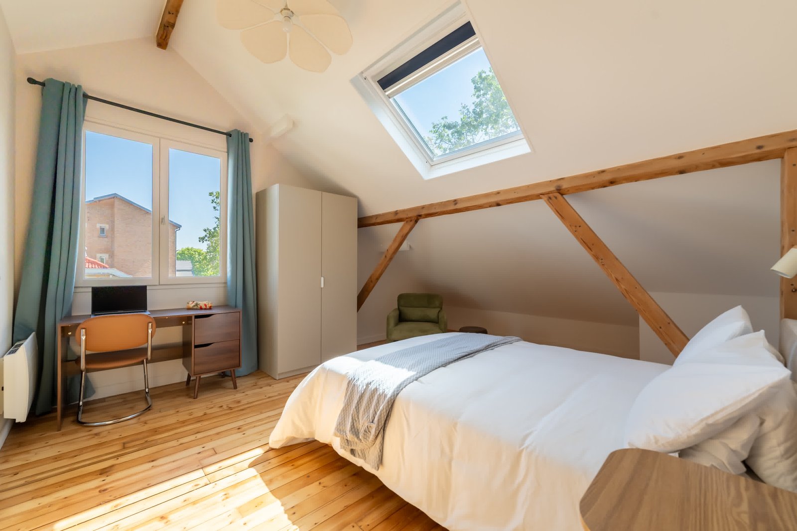 Suite 9 - Image 1